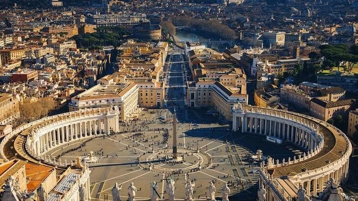 Seminer: Dini ve Kültürel Açıdan Vatikan'ın Küresel Gücü